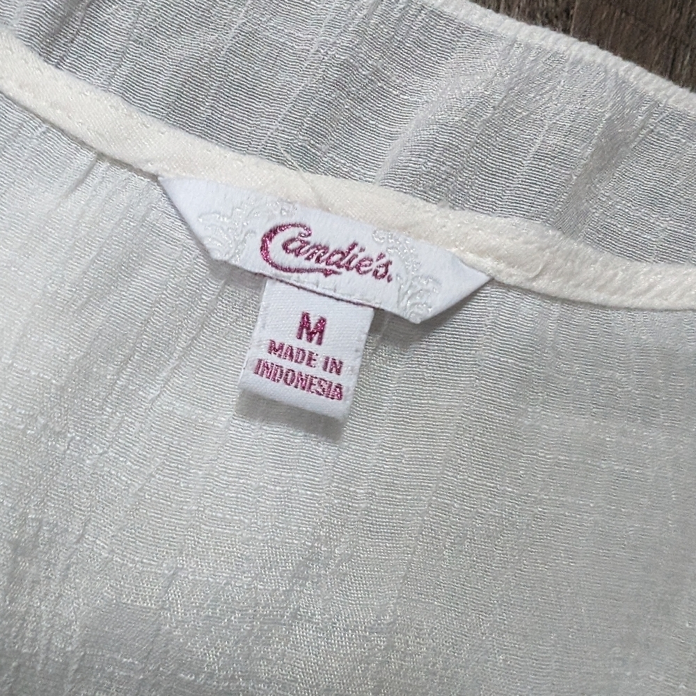 Candie's White Lace Blouse - Picture 3 of 12